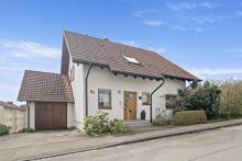 PROVISIONSFREI- Dein neues Zuhause in Toplage – Einfamilienhaus mit Komfort & Garage Haus kaufen 78532 Tuttlingen Bild klein