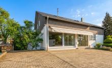PROVISIONSFREI - Großes Haus mit 3 Garagen, und vielseitigen Möglichkeiten & Ladenfläche Haus kaufen 78579 Neuhausen ob Eck Bild klein