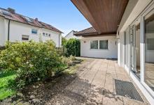 PROVISIONSFREI – "Leben in bester Wohnlage" - Einfamilienhaus mit Garten & Garage Haus kaufen 78532 Tuttlingen Bild klein