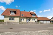 PROVISIONSFREI - "Platz ohne Ende" - Großes Einfamilienhaus mit tollem Grundstück in Aussichtslage Haus kaufen 78576 Emmingen-Liptingen Bild klein