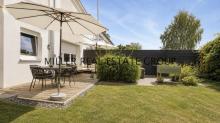 Reiheneckhaus in Neuburg an der Donau - modernes Familienwohnen auf ca. 149 m² mit Traumgarten, 2 Terrassen, Balkon & 5 Stellplätzen! Haus kaufen 86633 Neuburg an der Donau Bild klein