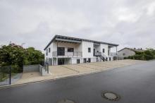 Renditeobjekt - Mehrfamilienhaus mit 4 Wohneinheiten Gewerbe kaufen 94428 Eichendorf Bild klein