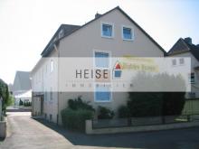 Renovierte 3-Zimmer-Dachgeschosswohnung, zw. Innenstadt und Stiebel Eltron Wohnung mieten 37603 Holzminden Bild klein