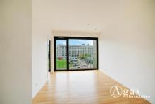 Ruhige 2 Zimmer Wohnung ca. 40m², EBK, Fußbodenheizung und Balkon mit Weitblick in Berlin-Mitte! Wohnung mieten 10117 Berlin Bild klein