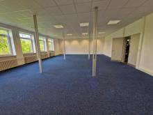 Ruhige, helle, sehr ordentliche Büroflächen, großer Schulungsraum (2.OG, links) Gewerbe mieten 66450 Bexbach Bild klein