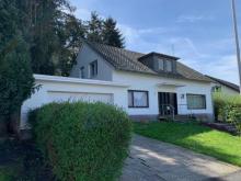 SANKT AUGUSTIN NIEDERBERG, freist, EFH / ZFH mit ca. 220 m² WNfl. 7 Zi. ca. 1.900 m² GrSt. + Keller Haus kaufen 53757 St. Augustin Bild klein