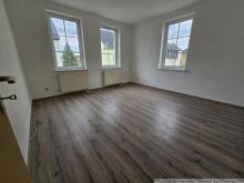 Schöne 3 Raum Wohnung in Oelsnitz + EBK möglich + Stellplatz Wohnung mieten 09376 Oelsnitz/Erzgebirge Bild klein