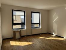 Schöne Wohnung in Marienthal, beliebte Lage, Laminat, Stellplätze vor dem Haus und EBK Wohnung mieten 08060 Zwickau Bild klein