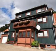 Sehr gepflegtes Ein- Zweifamilienhaus mit Garage, kl. Innenhof und Garten in ruhiger Lage Haus kaufen 37445 Walkenried Bild klein