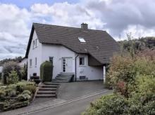 Seltene Gelegenheit: Am Waldrand gelegen, Galerie, Kaminofen, Balkon u.v.m. Haus kaufen 67724 Gonbach Bild klein
