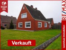 Solide Bausubstanz, großes Grundstück und neuwertiges Bad – Einfamilienhaus in Weener! Haus kaufen 26826 Weener Bild klein