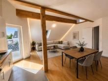 Stilvolles Wohnen auf zwei Ebenen - ca. 130 m² Maisonette Traum in Schweich, incl. EBK, Balkon & Stellplätzen Wohnung mieten 54338 Schweich Bild klein