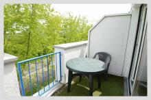 STUDENTEN-WOHNMAISONETTE - Balkon, Stellplatz, Bus gegenüber, Einkaufen um die Ecke ... Wohnung mieten 55270 Ober-Olm Bild klein