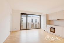 Toll ausgestattete 2 Zimmer Wohnung mit ca. 49m², 24/7 Concierge, EBK und Balkon in Berlin-Mitte! Wohnung mieten 10117 Berlin Bild klein