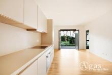Toll geschnittene 2 Zimmer Erdgeschoss Wohnung mit ca. 52m², EBK und eigener Terrasse in Berlin-Mitte! Wohnung mieten 10117 Berlin Bild klein