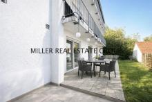 Top Kapitalanlage in Ingolstadt: Modernisiertes Mehrfamilienhaus mit 4 Wohnungen, Dachterrasse, Garten & Garagen! Haus kaufen 85055 Ingolstadt Bild klein