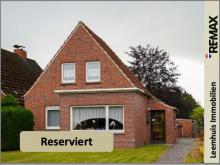 * Umbau in zwei Wohneinheiten möglich * Gasheizung von 2020 * großes Grundstück * Ausbaureserve Haus kaufen 26826 Weener Bild klein
