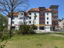 Vermietete 2-Raumwohnung mit Balkon, Fahrstuhl und TG-Stellplatz! Marienthal - Nähe HBK! Wohnung kaufen 08060 Zwickau Bild klein