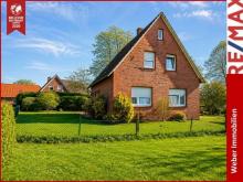 Viel Platz zum Wohlfühlen: Einfamilienhaus mit großem Garten & Potenzial in Backemoor! Haus kaufen 26817 Rhauderfehn Bild klein