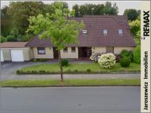 Vielseitiges Wohnobjekt in Wiesmoor – Wohnen, Vermieten & Arbeiten unter einem Dach - Cashflow-Haus mit Potenzial Haus kaufen 26639 Wiesmoor Bild klein