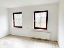 ***WOHNEN IM GRÜNEN*** – Komfortabel, ruhig und familienfreundlich... 3-Raumwohnung mit Tageslichtbad und opionaler Einbauküche ab sofort zu vermieten Wohnung mieten 01612 Nünchritz Bild klein
