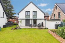 Wohnen in idyllischer Dorflage: Energieeffizienzhaus aus 2019 mit gehobener Ausstattung Haus kaufen 41515 Grevenbroich Bild klein