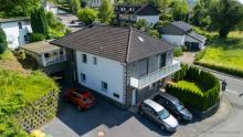 Wohnen plus Einliegerwohnung – Raumwunder für Familie, Arbeiten oder Rendite Haus kaufen 53797 Lohmar Bild klein