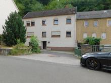 Zell-Merl - Nutzung als Pension - FeWo. Mehrgenerationenhaus - Mietshaus möglich - Bieterverfahren Haus kaufen 56856 Zell (Mosel) Bild klein