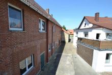 Zwei- und Dreifamilienhaus mit Gewerbeeinheit und Doppelgarage sowie Nebengebäude in 31020 Wallensen Haus kaufen 31020 Salzhemmendorf Bild klein