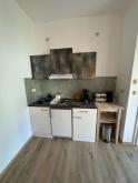 Zweitbezug nach San.! Kompaktloft 1-Zi. im Hinterhaus mit Du. und Lam. in zentraler Lage! EBK mgl. Wohnung mieten 09126 Chemnitz Bild klein