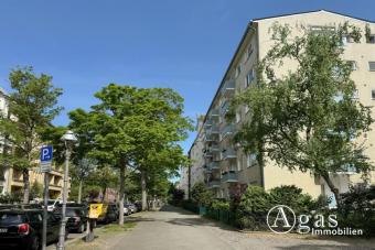 1-Zimmer-Wohnung mit Balkon – unvermietet in zentraler Lage von Berlin-Charlottenburg Wohnung kaufen 14057 Berlin Bild mittel