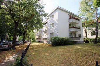 1 Zimmerwohnung, saniert, mit Einbauküche und großem Balkon im ruhigen Berlin-Steglitz Wohnung kaufen 12167 Berlin Bild mittel