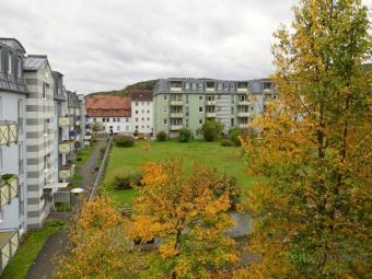 (12536_10) MGN: ruhig gelegene kleine 2-Zimmer-Dachgeschosswohnung in der Heimstraße, EBK möglich Wohnung mieten 98617 Meiningen Bild mittel