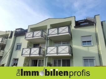 1397 - Hof: In Kürze bezugsfreie 2 Zi.-Eigentumswhg. mit Balkon und Garage Gewerbe kaufen 95030 Hof Bild mittel