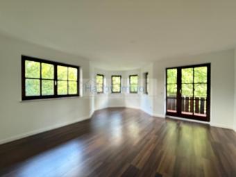 2 Zimmerwohnung in Waldtrudering / 2 Balkone / Hobbyraum / EBK / renoviert Wohnung mieten 81827 München Bild mittel