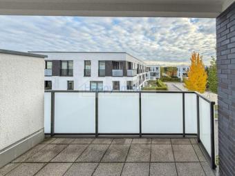 2 Zimmerwohnung mit Balkon ab 1.11. zu mieten Wohnung mieten 81829 München Bild mittel