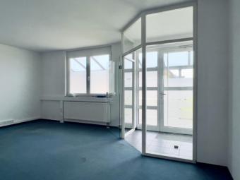 3 Büroräume mit Teeküche in begehrter Lage Gewerbe mieten 79238 Ehrenkirchen Bild mittel