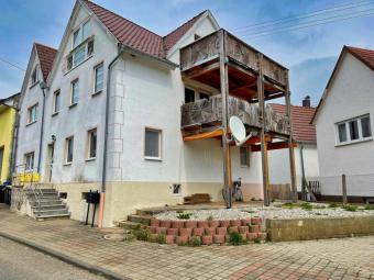 3 Familienhaus, Parkplätze, Terrasse, Balkone Haus kaufen 78606 Seitingen-Oberflacht Bild mittel