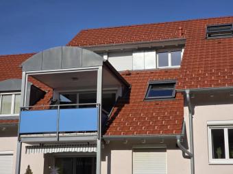 3 Zi.-ETW im DG/Dachspitz mit EBK, Balkon & TG Wohnung kaufen 79400 Kandern Bild mittel