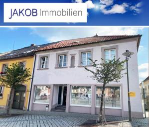 3-Zimmer-Wohnung mit Balkon - mitten in Stadtsteinach Wohnung mieten 95346 Stadtsteinach Bild mittel
