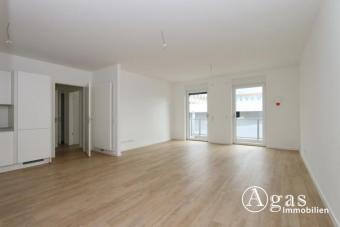 4-Zi.-Wohnung mit Balkon und TG-Stellplatz in Berlin Schönefeld Wohnung mieten 12529 Schönefeld (Landkreis Dahme-Spreewald) Bild mittel