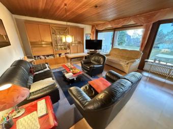 4-Zimmer-Wohnung mit 2 Balkone und Stellplatz in Sandweier Wohnung kaufen 76532 Baden-Baden Bild mittel