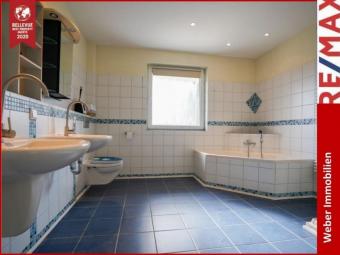 * 6 Schlafzimmer * Gasheizung von 2023 * großer Innenhof * großes Grundstück * überdachte Terrasse Haus kaufen 26683 Saterland Bild mittel