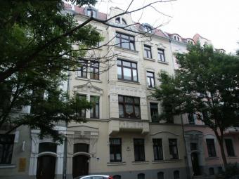 Ab 1.12.25! 2-Raumwohnung mit moderner EBK zur Ablöse im Zwickauer Zentrum! Wohnung mieten 08056 Zwickau Bild mittel