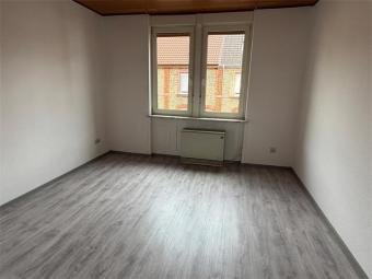+++ AB SOFORT FREI! FRISCH RENOVIERTE 2 ZKB - ETW IN LU.-FRIESENHEIM ZU VERMIETEN +++ Wohnung mieten 67063 Ludwigshafen am Rhein Bild mittel