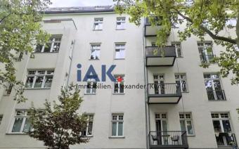 Altbauwohnung mit Erker, Dielenboden & offener Wohnküche in Moabit - 1. OG, Badewanne, Einbauküche Wohnung mieten 10553 Berlin Bild mittel