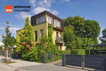 Altglienicke: Moderne Eleganz: Ihre stilvolle Doppelhaushälfte im Townhouse-Stil mit Staffelgeschoss Haus kaufen 12524 Berlin Bild mittel