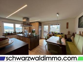 Ankommen und Wohlfühlen - modernisierte 4,5-Zimmerwohnung in ruhiger Randlage Wohnung kaufen 79872 Bernau im Schwarzwald Bild mittel