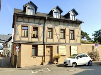 Architektonisches Meisterwerk im Herzen Eltvilles – Stilvoll + hochwertig saniertes Fachwerkhaus Haus kaufen 65343 Eltville am Rhein Bild mittel