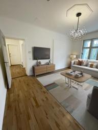 Attraktive 3-Zimmer-Wohnung in bester Berlin-Lankwitz Lage
mit Balkon und eigenem Garten 

- Erstbezug nach Sanierung - Wohnung kaufen 12249 Berlin Bild mittel